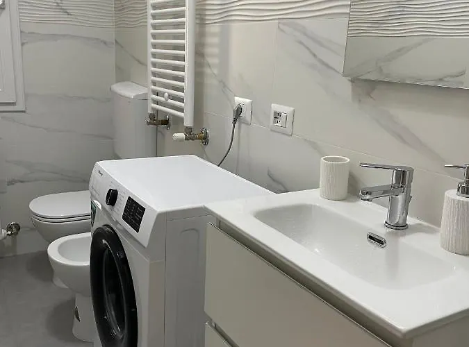 Daisy House * Ferrare